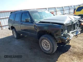 ✅ 1991 Chevrolet Blazer • VIN: 1GNDT13Z9M2200353 • Lot: 42747066. Listed on IAAI with 145,333 mi. Free auction sales archive from the USA and detailed vehicle history report at DreamBid. Image 1.