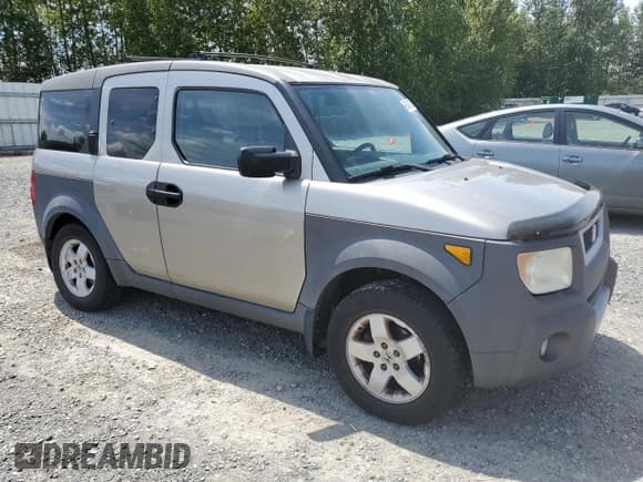 ✅ 2003 Honda Element EX • VIN: 5J6YH28513L016745 • Lot: 60483055. Listed on Copart with 241,539 mi. Free auction sales archive from the USA and detailed vehicle history report at DreamBid. Image 4.