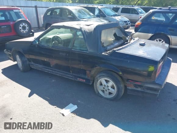 ✅ 1986 Chevrolet Cavalier • VIN: 1G1JE67W1G7187925 • Lot: 42623392. Listed on IAAI with Not provided. Free auction sales archive from the USA and detailed vehicle history report at DreamBid. Image 3.