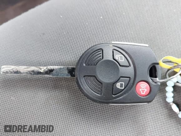 ✅ 2014 Ford Escape SE • VIN: 1FMCU0GX4EUA35916 • Lot: 42176502. Wystawiony na IAAI z przebiegiem 161 465 mil. Bezpłatny archiwum sprzedaży aukcyjnych z USA i szczegółowy raport historii pojazdu na DreamBid. Zdjęcie 11.