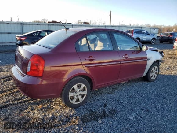 ✅ 2010 Hyundai Accent GLS • VIN: KMHCN4AC4AU409316 • Лот: 84770334. Опубликован ранее на Copart с пробегом 193 907 миль. Бесплатный доступ к архиву аукционных продаж из США и подробный отчёт об истории автомобиля на DreamBid. Изображение 3.