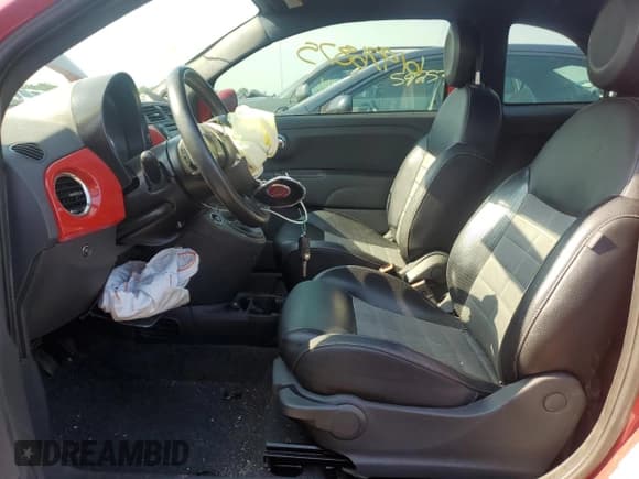 ✅ 2013 FIAT 500 Turbo • VIN: 3C3CFFHHXDT623292 • Лот: 61976875. Опубликован ранее на Copart с пробегом 81 363 миль. Бесплатный доступ к архиву аукционных продаж из США и подробный отчёт об истории автомобиля на DreamBid. Изображение 7.