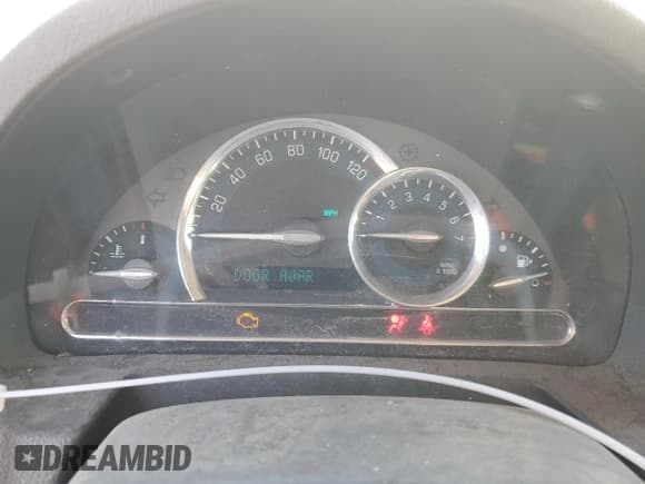 ✅ 2006 Chevrolet HHR LT • VIN: 3GNDA23P26S581190 • Lot: 52096585. Listed on Copart with 120,622 mi. Free auction sales archive from the USA and detailed vehicle history report at DreamBid. Image 9.