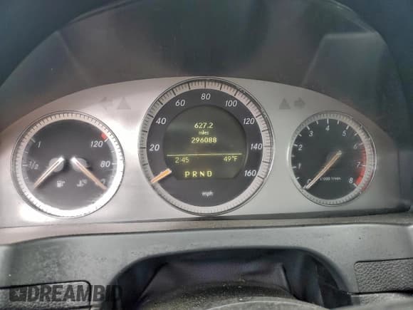 ✅ 2008 Mercedes-Benz C 300 Sport • VIN: WDDGF81X78F144618 • Lot: 93880715. Wystawiony na Copart z przebiegiem 296 088 mil. Bezpłatny archiwum sprzedaży aukcyjnych z USA i szczegółowy raport historii pojazdu na DreamBid. Zdjęcie 9.