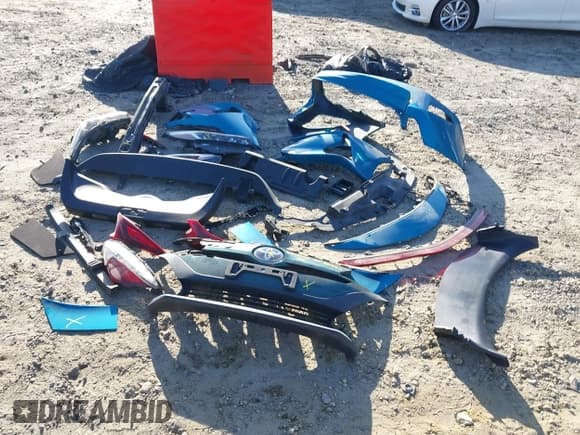 ✅ 2017 Toyota Prius Plus • VIN: JTDKARFP7H3044490 • Lot: 43642315. Wystawiony na IAAI z przebiegiem 188 452 mil. Bezpłatny archiwum sprzedaży aukcyjnych z USA i szczegółowy raport historii pojazdu na DreamBid. Zdjęcie 12.