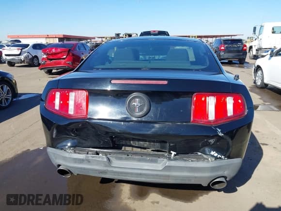 ✅ 2012 Ford Mustang V6 • VIN: 1ZVBP8AM2C5280996 • Лот: 43629091. Опубликован ранее на IAAI с пробегом 148 800 миль. Бесплатный доступ к архиву аукционных продаж из США и подробный отчёт об истории автомобиля на DreamBid. Изображение 16.