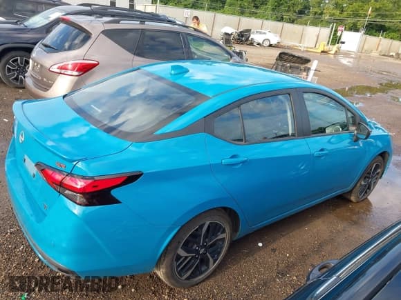 ✅ 2025 Nissan Versa SR • VIN: 3N1CN8FV5SL809924 • Лот: 42973265. Опубликован ранее на IAAI с пробегом 20 884 миль. Бесплатный доступ к архиву аукционных продаж из США и подробный отчёт об истории автомобиля на DreamBid. Изображение 13.