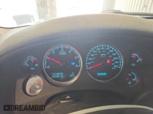 ✅ 2011 Chevrolet Suburban LTZ • VIN: 1GNSKKE39BR181106 • Lot: 81272845. Listed on Copart with 158,938 mi. Free auction sales archive from the USA and detailed vehicle history report at DreamBid. Image 9.