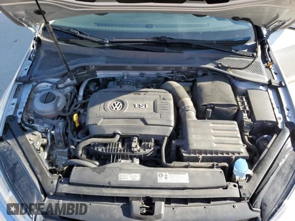 ✅ 2016 Volkswagen Golf TSI S • VIN: 3VWC17AU2GM517499 • Lot: 92042405. Wystawiony na Copart z przebiegiem 139 014 mil. Bezpłatny archiwum sprzedaży aukcyjnych z USA i szczegółowy raport historii pojazdu na DreamBid. Zdjęcie 11.