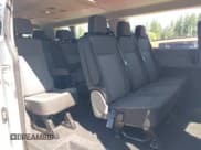 ✅ 2024 Ford Transit Passenger XL • VIN: 1FBAX2Y88RKA11307 • Lot: 42620775. Wystawiony na IAAI z przebiegiem 13 624 mil. Bezpłatny archiwum sprzedaży aukcyjnych z USA i szczegółowy raport historii pojazdu na DreamBid. Zdjęcie 8.
