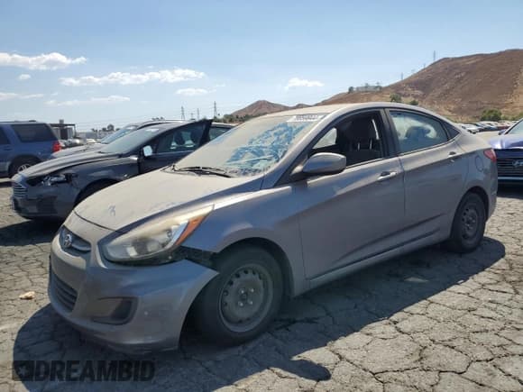 ✅ 2016 Hyundai Accent SE • VIN: KMHCT4AE4GU999517 • Лот: 70059944. Опубликован ранее на Copart с пробегом 108 813 миль. Бесплатный доступ к архиву аукционных продаж из США и подробный отчёт об истории автомобиля на DreamBid. Изображение 1.