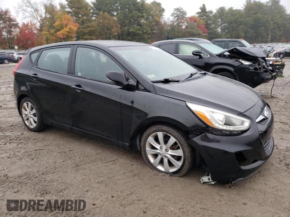 ✅ 2014 Hyundai Accent SE • VIN: KMHCU5AE6EU170898 • Лот: 76016124. Опубликован ранее на Copart с пробегом 120 963 миль. Бесплатный доступ к архиву аукционных продаж из США и подробный отчёт об истории автомобиля на DreamBid. Изображение 4.