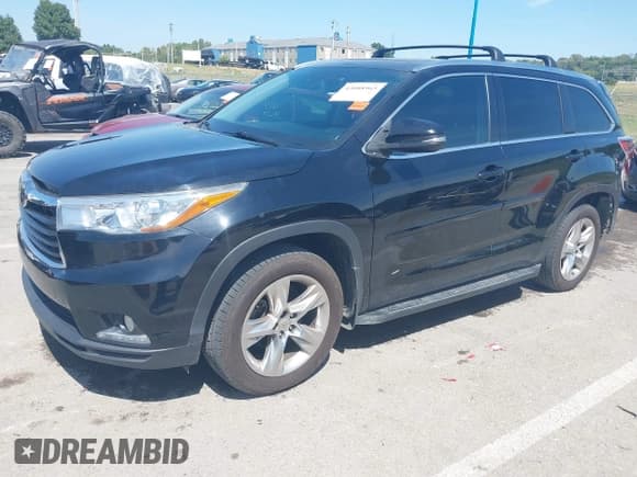 ✅ 2015 Toyota Highlander Limited • VIN: 5TDDKRFH6FS121781 • Lot: 43088965. Wystawiony na IAAI z przebiegiem 134 897 mil. Bezpłatny archiwum sprzedaży aukcyjnych z USA i szczegółowy raport historii pojazdu na DreamBid. Zdjęcie 19.