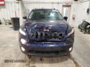 ✅ 2014 Jeep Cherokee Latitude • VIN: 1C4PJLCB5EW227120 • Lot: 93082355. Wystawiony na Copart z przebiegiem 71 009 mil. Bezpłatny archiwum sprzedaży aukcyjnych z USA i szczegółowy raport historii pojazdu na DreamBid. Zdjęcie 5.