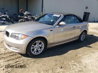 ✅ 2008 BMW 1 Series 128i • VIN: WBAUN13508VH77616 • Lot: 85296005. Wystawiony na Copart z przebiegiem 148 654 mil. Bezpłatny archiwum sprzedaży aukcyjnych z USA i szczegółowy raport historii pojazdu na DreamBid. Zdjęcie 1.