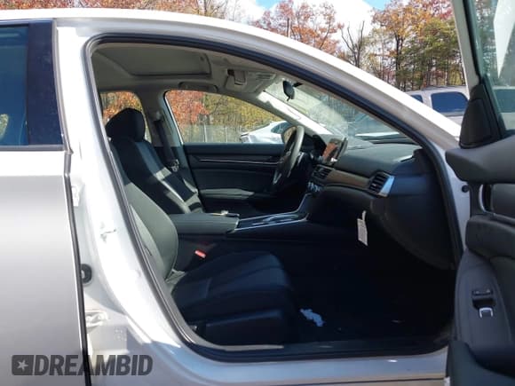 ✅ 2021 Honda Accord EX • VIN: 1HGCV3F45MA005416 • Лот: 43560487. Опубликован ранее на IAAI с пробегом 86 558 миль. Бесплатный доступ к архиву аукционных продаж из США и подробный отчёт об истории автомобиля на DreamBid. Изображение 5.