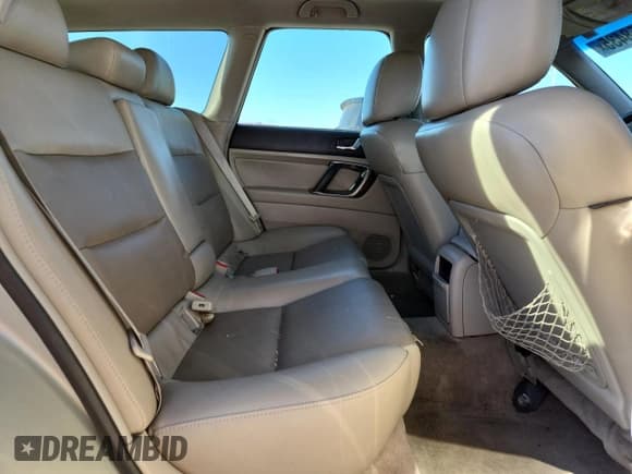 ✅ 2007 Subaru Legacy Outback L.L. Bean • VIN: 4S4BP86C474300403 • Лот: 92858435. Опубликован ранее на Copart с пробегом 143 180 миль. Бесплатный доступ к архиву аукционных продаж из США и подробный отчёт об истории автомобиля на DreamBid. Изображение 11.