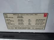 ✅ 2013 Tesla Model S • VIN: 5YJSA1CN2DFP12584 • Lot: 43711385. Wystawiony na IAAI z przebiegiem 133 895 mil. Bezpłatny archiwum sprzedaży aukcyjnych z USA i szczegółowy raport historii pojazdu na DreamBid. Zdjęcie 9.