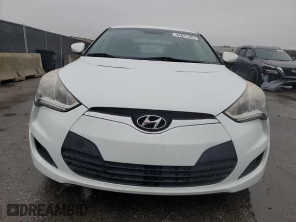 ✅ 2015 Hyundai Veloster RE:FLEX • VIN: KMHTC6AD2FU227356 • Lot: 42027285. Wystawiony na Copart z przebiegiem Nie podano. Bezpłatny archiwum sprzedaży aukcyjnych z USA i szczegółowy raport historii pojazdu na DreamBid. Zdjęcie 5.