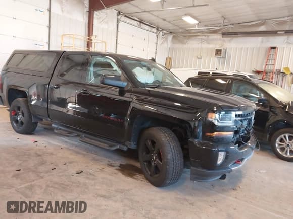 ✅ 2018 Chevrolet Silverado 1500 LT • VIN: 1GCVKREC6JZ261864 • Lot: 43202174. Wystawiony na IAAI z przebiegiem 156 190 mil. Bezpłatny archiwum sprzedaży aukcyjnych z USA i szczegółowy raport historii pojazdu na DreamBid. Zdjęcie 1.