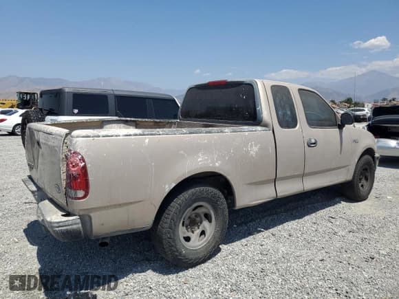 ✅ 1998 Ford F-150 • VIN: 1FTZX1729WKC18712 • Lot: 67794465. Listed on Copart with 326,008 mi. Free auction sales archive from the USA and detailed vehicle history report at DreamBid. Image 3.