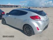 ✅ 2012 Hyundai Veloster w/Red Int • VIN: KMHTC6AD4CU053866 • Lot: 43278884. Wystawiony na IAAI z przebiegiem 155 497 mil. Bezpłatny archiwum sprzedaży aukcyjnych z USA i szczegółowy raport historii pojazdu na DreamBid. Zdjęcie 3.