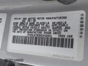 ✅ 2009 Pontiac Vibe 1SA • VIN: 5Y2SL67899Z442931 • Lot: 43850750. Listed on IAAI with 172,118 mi. Free auction sales archive from the USA and detailed vehicle history report at DreamBid. Image 9.