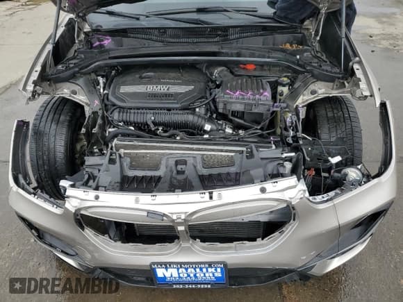 ✅ 2022 BMW X1 xDrive28i • VIN: WBXJG9C0XN5V03922 • Lot: 51248095. Wystawiony na Copart z przebiegiem 52 282 mil. Bezpłatny archiwum sprzedaży aukcyjnych z USA i szczegółowy raport historii pojazdu na DreamBid. Zdjęcie 12.