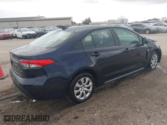 ✅ 2026 Toyota Corolla LE • VIN: 5YFB4MDE2TP362187 • Лот: 43622877. Опубликован ранее на IAAI с пробегом 2 037 миль. Бесплатный доступ к архиву аукционных продаж из США и подробный отчёт об истории автомобиля на DreamBid. Изображение 4.