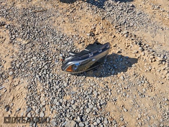 ✅ 2020 Chevrolet Colorado 2WD Work Truck • VIN: 1GCHSBEA6L1126453 • Lot: 93485515. Wystawiony na Copart z przebiegiem 85 771 mil. Bezpłatny archiwum sprzedaży aukcyjnych z USA i szczegółowy raport historii pojazdu na DreamBid. Zdjęcie 12.