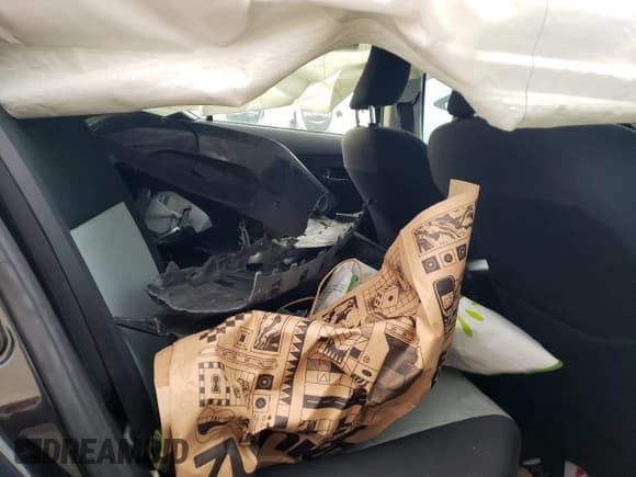 ✅ 2016 Toyota Prius One • VIN: JTDKDTB30G1130967 • Lot: 93309545. Listed on Copart with 185,874 mi. Free auction sales archive from the USA and detailed vehicle history report at DreamBid. Image 10.