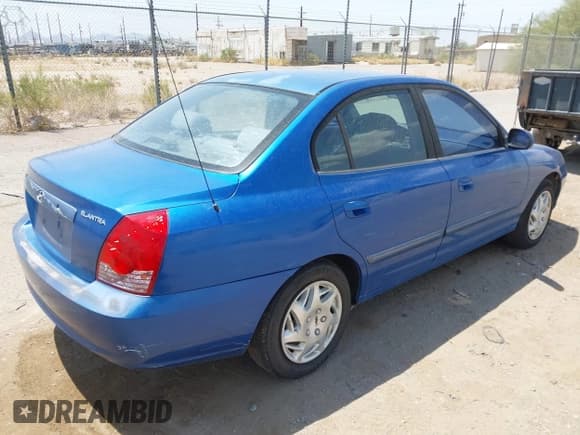 ✅ 2004 Hyundai Elantra GLS • VIN: KMHDN46D94U809298 • Lot: 42649458. Wystawiony na IAAI z przebiegiem 143 259 mil. Bezpłatny archiwum sprzedaży aukcyjnych z USA i szczegółowy raport historii pojazdu na DreamBid. Zdjęcie 4.