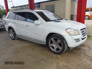 ✅ 2010 Mercedes-Benz GL 550 • VIN: 4JGBF8GE0AA590229 • Lot: 42662099. Wystawiony na IAAI z przebiegiem 181 917 mil. Bezpłatny archiwum sprzedaży aukcyjnych z USA i szczegółowy raport historii pojazdu na DreamBid. Zdjęcie 1.