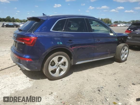 ✅ 2022 Audi Q5 S line Premium Plus • VIN: WA1EAAFY6N2026047 • Lot: 71613085. Wystawiony na Copart z przebiegiem 42 189 mil. Bezpłatny archiwum sprzedaży aukcyjnych z USA i szczegółowy raport historii pojazdu na DreamBid. Zdjęcie 3.
