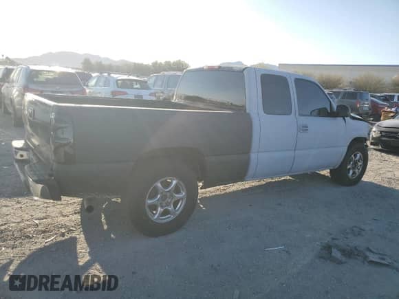 2007 GMC Sierra 1500 SLE1 with VIN 1GTEC19Z77Z104690, listed as a Copart auction lot 49476085 with 281,639 mi miles and Salvage title. Bid and sale history available at DreamBid. Image 3.