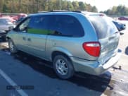 ✅ 2004 Dodge Caravan SXT • VIN: 2D4GP44L94R538104 • Lot: 43536320. Listed on IAAI with 193,505 mi. Free auction sales archive from the USA and detailed vehicle history report at DreamBid. Image 3.