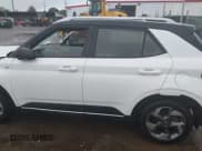 ✅ 2022 Hyundai Venue SEL • VIN: KMHRC8A3XNU139361 • Lot: 43370989. Listed on IAAI with 140,835 mi. Free auction sales archive from the USA and detailed vehicle history report at DreamBid. Image 14.