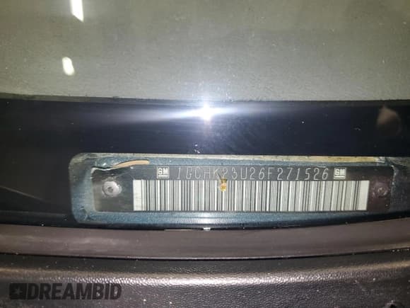 ✅ 2006 Chevrolet Silverado 2500HD LT3 • VIN: 1GCHK23U26F271526 • Лот: 63318455. Опубликован ранее на Copart с пробегом 202 510 миль. Бесплатный доступ к архиву аукционных продаж из США и подробный отчёт об истории автомобиля на DreamBid. Изображение 12.