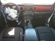 ✅ 2022 Jeep Wrangler Unlimited Rubicon • VIN: 1C4HJXFN2NW212592 • Lot: 53071895. Listed on Copart with 49,986 mi. Free auction sales archive from the USA and detailed vehicle history report at DreamBid. Image 8.