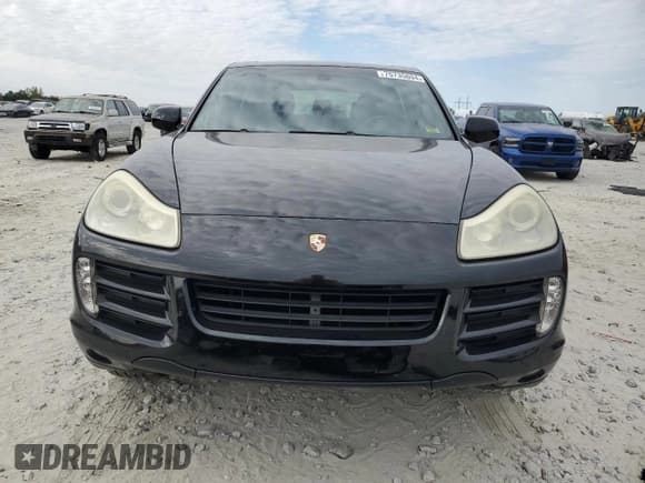 ✅ 2009 Porsche Cayenne • VIN: WP1AA29P79LA01668 • Lot: 75735694. Listed on Copart with 151,903 mi. Free auction sales archive from the USA and detailed vehicle history report at DreamBid. Image 5.