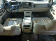 ✅ 2000 Chevrolet Suburban LS • VIN: 3GNEC16T2YG167589 • Lot: 89736015. Listed on Copart with Not provided. Free auction sales archive from the USA and detailed vehicle history report at DreamBid. Image 8.