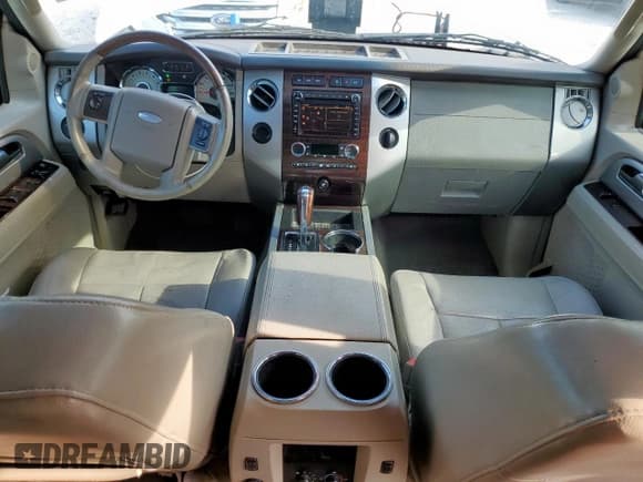 ✅ 2010 Ford Expedition Max Limited • VIN: 1FMJK1K59AEB60178 • Lot: 84547935. Listed on Copart with 174,937 mi. Free auction sales archive from the USA and detailed vehicle history report at DreamBid. Image 8.