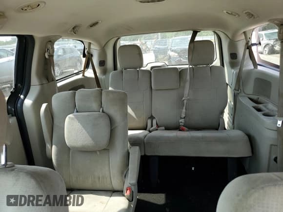 ✅ 2012 Dodge Grand Caravan SXT • VIN: 2C4RDGCG2CR405221 • Lot: 81426095. Wystawiony na Copart z przebiegiem 213 206 mil. Bezpłatny archiwum sprzedaży aukcyjnych z USA i szczegółowy raport historii pojazdu na DreamBid. Zdjęcie 10.