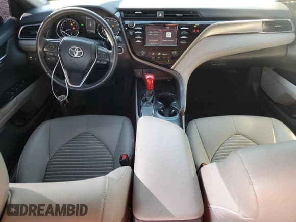 ✅ 2018 Toyota Camry LE • VIN: JTNB11HK0J3000772 • Lot: 84382425. Listed on Copart with 100,084 mi. Free auction sales archive from the USA and detailed vehicle history report at DreamBid. Image 8.
