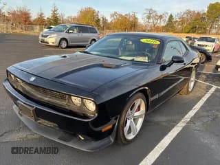 ✅ 2010 Dodge Challenger SRT-8 • VIN: 2B3CJ7DW9AH113901 • Lot: 86017794. Wystawiony na Copart z przebiegiem 81 756 mil. Bezpłatny archiwum sprzedaży aukcyjnych z USA i szczegółowy raport historii pojazdu na DreamBid. Zdjęcie 2.