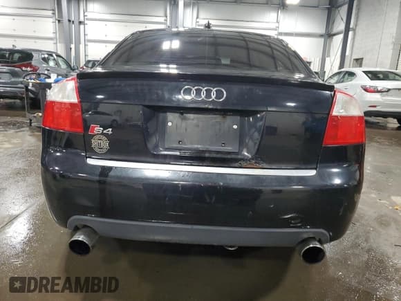 ✅ 2004 Audi S4 • VIN: WAUPL68E44A112595 • Lot: 84021364. Wystawiony na Copart z przebiegiem 134 341 mil. Bezpłatny archiwum sprzedaży aukcyjnych z USA i szczegółowy raport historii pojazdu na DreamBid. Zdjęcie 6.