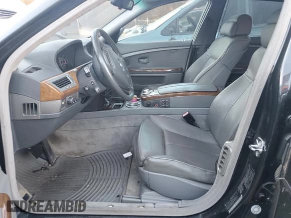 ✅ 2003 BMW 7 Series 745i • VIN: WBAGL63403DP62634 • Лот: 90844105. Опубликован ранее на Copart с пробегом 162 418 миль. Бесплатный доступ к архиву аукционных продаж из США и подробный отчёт об истории автомобиля на DreamBid. Изображение 7.