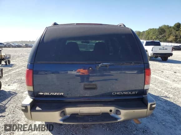 ✅ 1999 Chevrolet Blazer LT • VIN: 1GNCS13W1X2233100 • Лот: 86478505. Опубликован ранее на Copart с пробегом 179 107 миль. Бесплатный доступ к архиву аукционных продаж из США и подробный отчёт об истории автомобиля на DreamBid. Изображение 6.