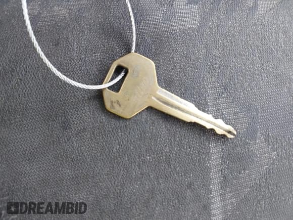 ✅ 1998 Mitsubishi Eclipse RS • VIN: 4A3AK34Y7WE045445 • Lot: 41910552. Wystawiony na IAAI z przebiegiem 126 859 mil. Bezpłatny archiwum sprzedaży aukcyjnych z USA i szczegółowy raport historii pojazdu na DreamBid. Zdjęcie 11.