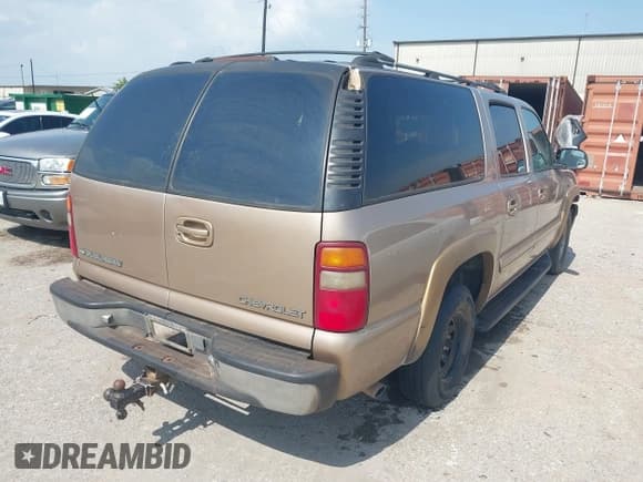 ✅ 2001 Chevrolet Suburban LS • VIN: 3GNEC16T21G214738 • Лот: 42433747. Опубликован ранее на IAAI с пробегом Не указан. Бесплатный доступ к архиву аукционных продаж из США и подробный отчёт об истории автомобиля на DreamBid. Изображение 4.